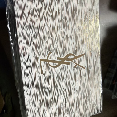 Yves saint laurent - saint,