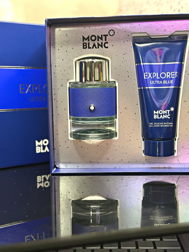 Montblanc explorer ultra blue - montblanc,